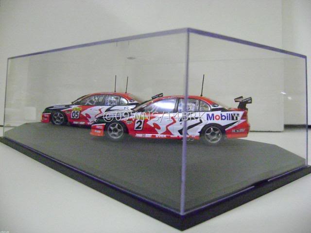 1:43 2004 Bathurst HRT Twin Set 013