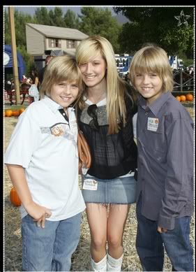 Sprouse Bros's pictures!! - Page 2 DCS