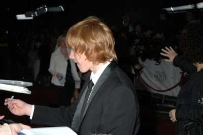 [Pictures] Rupert Grint ♥Bring SEXY Back♥ - Page 4 Normal_nma090mq