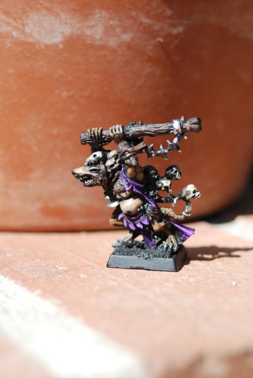 dwarf - Chaos Dwarf Sorcerer conversion WIP & my kid's Skaven WH001