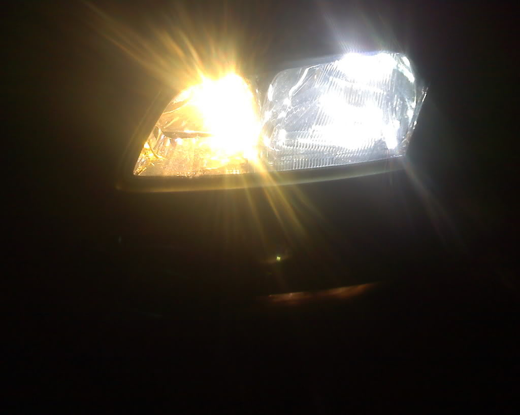 hid's 4300K low beam, 3000K high beam! Moto_0300