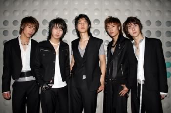 صور فريق ss501 20070703055544