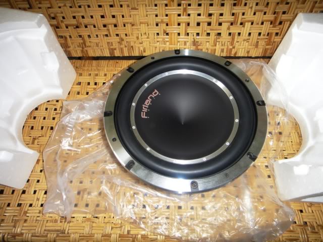 fs: mono amp, seps, subs, monster hood ek. page 1 - Page 3 DSC01865