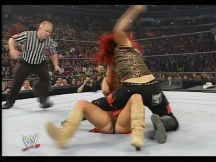 mickie james quiere la revancha por el titulo femenino 07808_1126_SurvivorSeries_36_122_45