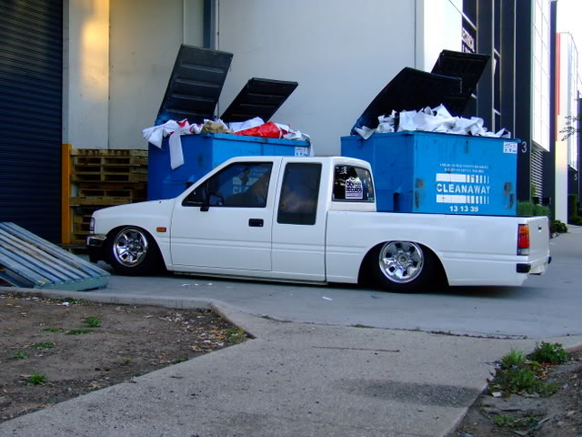 Bagged Holden Rodeo (Isuzu PUP) DSCF0579