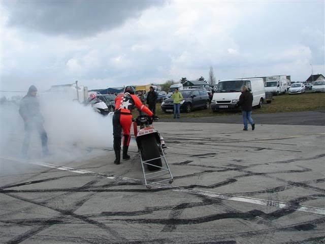 Archives Rassemblement:Run Cap Sud - essai moto - 06 04 2008 RCS0604200898