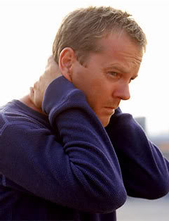 Jack Bauer - Page 3 Pose_310