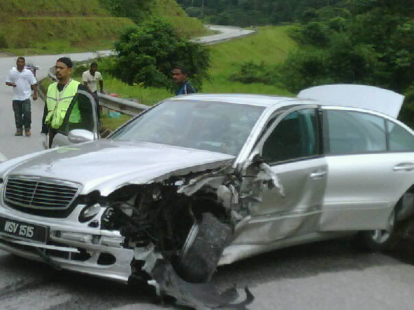 Winger GWS kemalangan di Gua Musang pada 3/10/09 Merz1