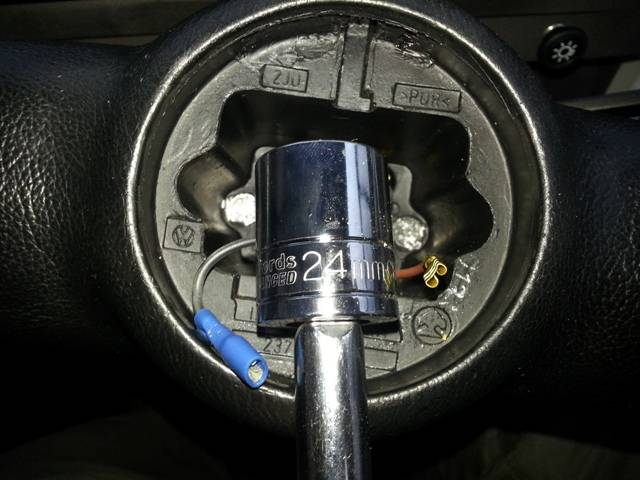 steering - MCJ Steering wheel fit 2012-12-26131512_zpsddc880d2