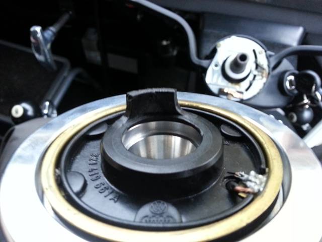 steering - MCJ Steering wheel fit 2012-12-26133759_zpse92dfa6d