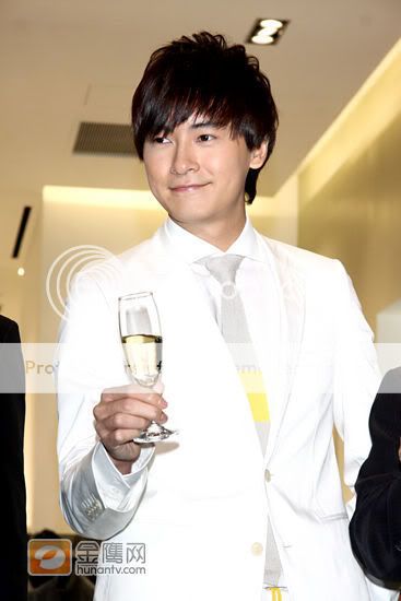 [13.05] Joe Cheng - Hugo Boss Party Aa6v