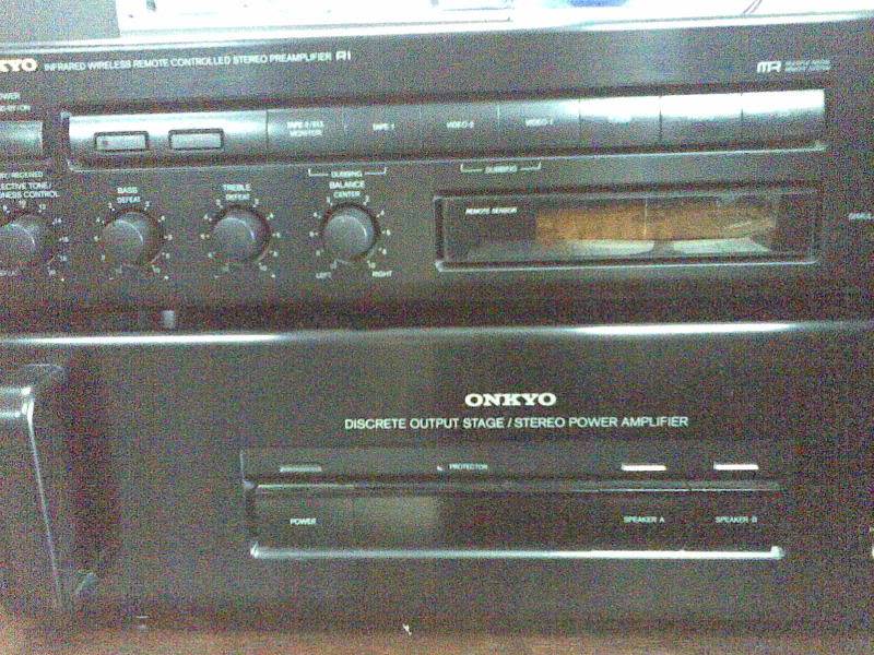 Onkyo Pre M P-301 and Power M M-501 Onkyoset