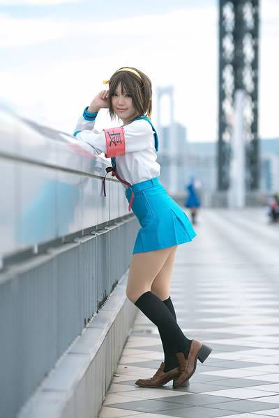 Lynn is exposed Haruhi_cosplay