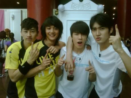 [100602] Siwon and Donghae tweet about Dream Team Season 2 recording 20100602_dreamteam2_1-460x345