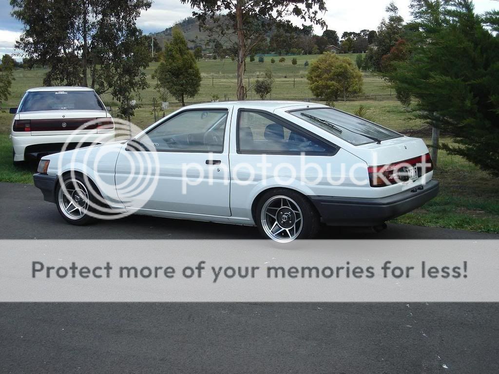 Mark's Levin AE86 3sGTE race car project... + other cars 200sx etc. Mywhite86newredlines