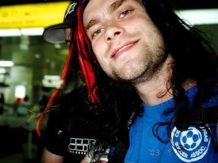 Bert McCracken D981012e