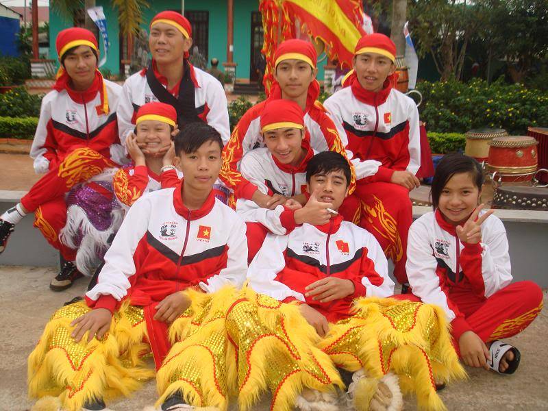 Đặng Gia múa cho Lễ Khánh Thành CT.TNHH & TM Long Vân DSC01166