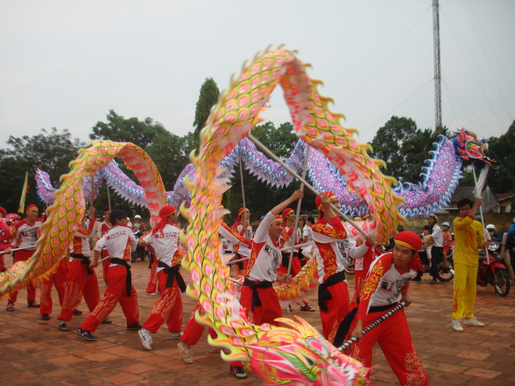 Đặng Gia Diễu Hành Lễ Hội Cồng Chiên Tây Nguyên DSC02252