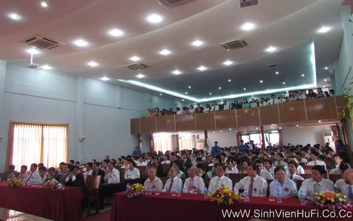 Hình ảnh khai giảng năm học 2011-2012 Image006