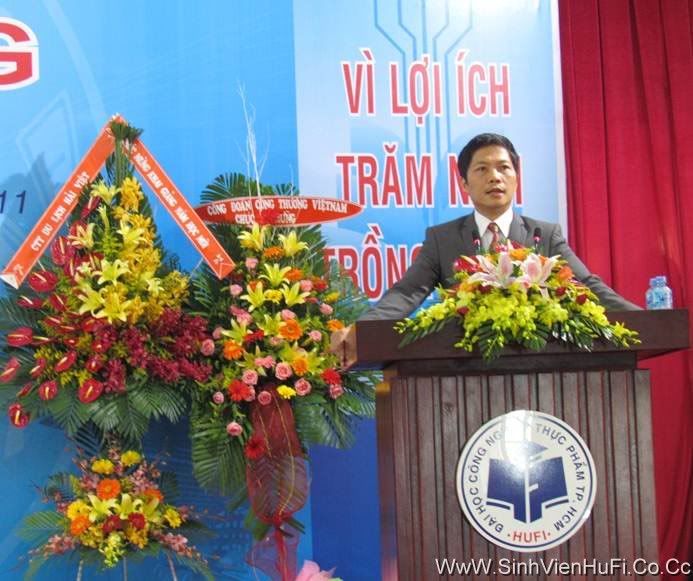 Hình ảnh khai giảng năm học 2011-2012 Image014