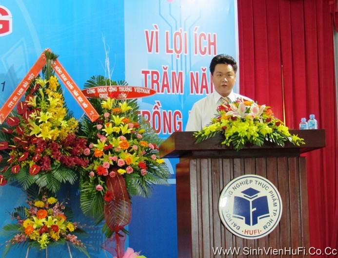 Hình ảnh khai giảng năm học 2011-2012 Image040