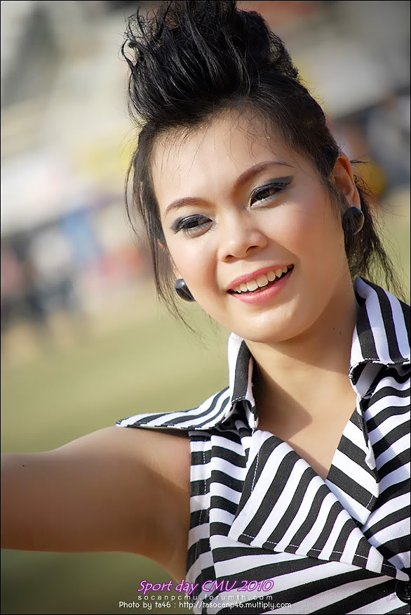 รูปงาน Sport day CMU 2010 - Page 2 Sp2010_051