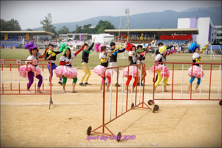 รูปงาน Sport day CMU 2010 - Page 3 Sp2010_069