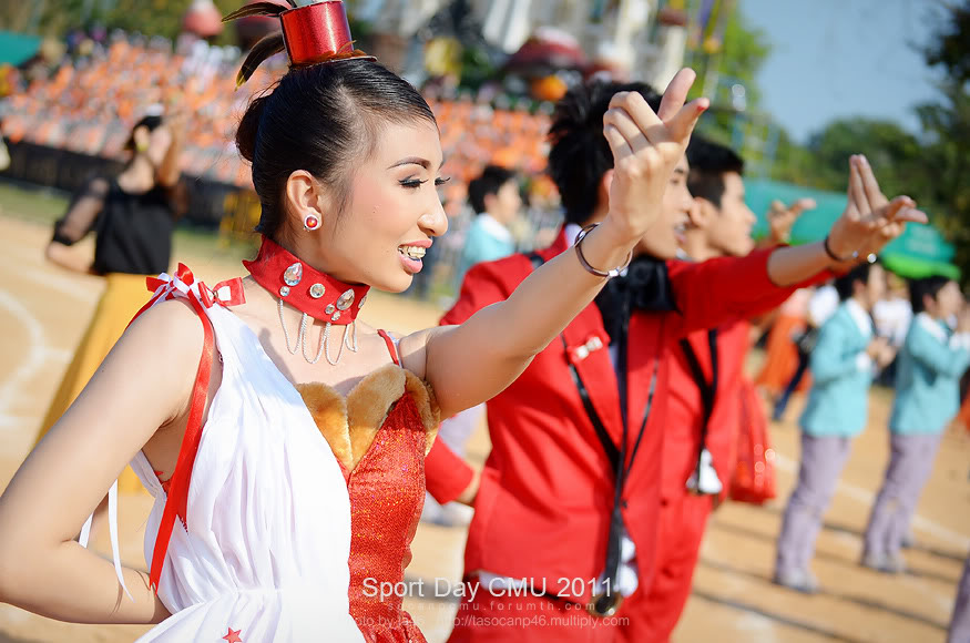 รูปงาน Sport day CMU 2011 - Page 2 Sp54_103