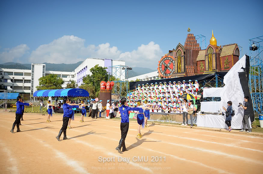 รูปงาน Sport day CMU 2011 - Page 3 Sp54_132