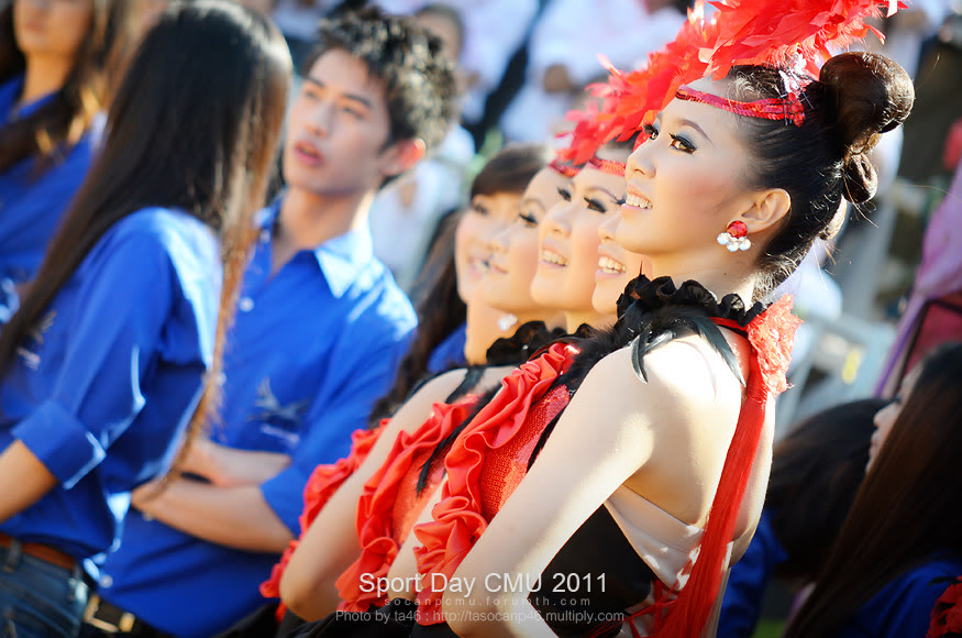 รูปงาน Sport day CMU 2011 - Page 3 Sp54_151