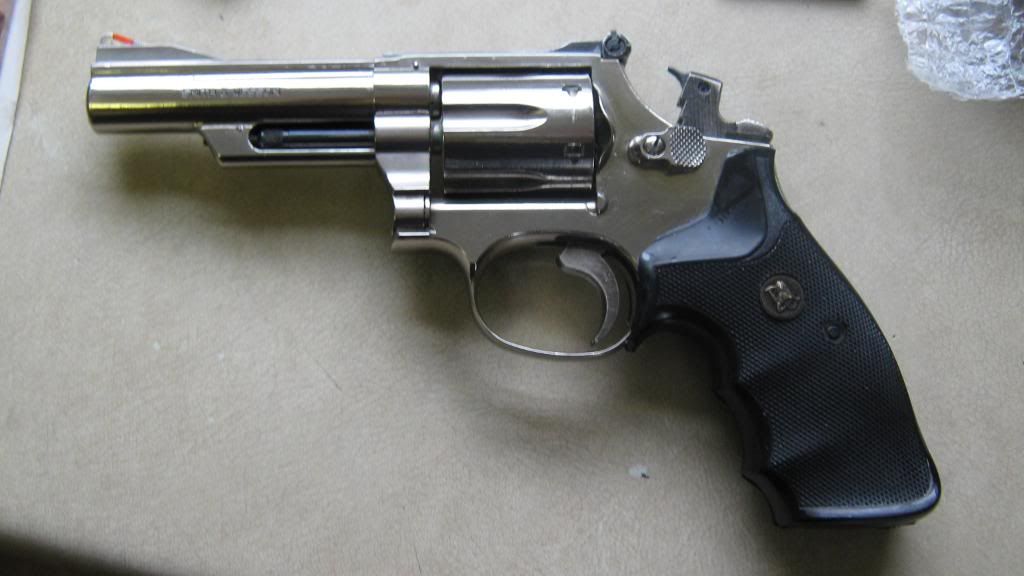 Smith and Wesson .357 magnum 4 IMG_0087