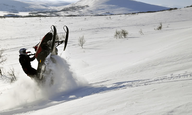 B: Stora snöskotertråden 2010-2011 (lägg upp era åk här) - Sida 16 8002