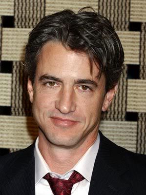 موسوعه قصات الشعر للشباب 200/2011 الكاجول والكول والكلاسيك DermotMulroney-Hairstyle