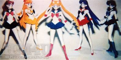 Sailor Moon - Page 2 Sailor_Moon_Sets