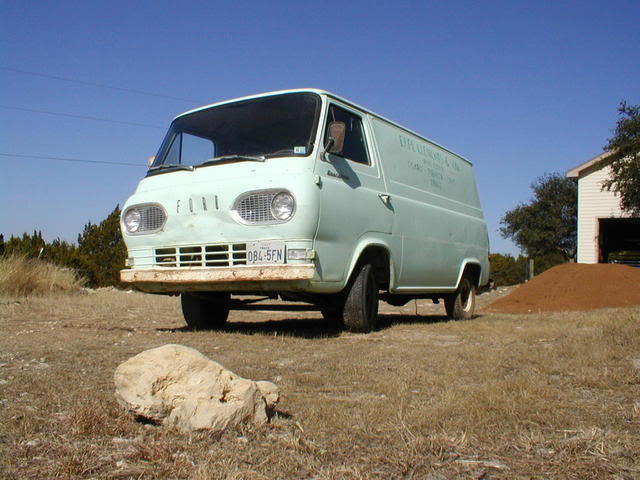 Poochie My 1961 Econoline Delivery van [Warning High Bandwidth] P1010017