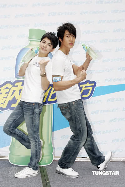 Ella Chen - Trần Gia Hoa (陈嘉桦) U2398P28T3D2011053F326DT20080501175