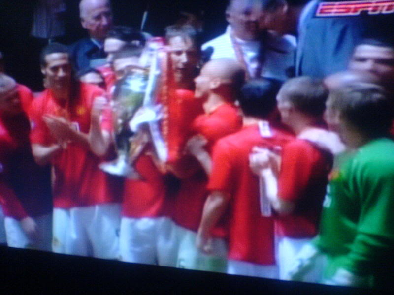 Manchester United, el mas grande!!!!!!!!!! DSC00136