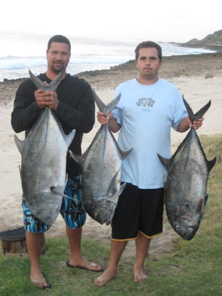 quadfathers ulua aukea 2010 BillyandJohnUluaFishingatYokahamas1