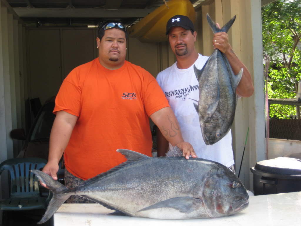 quadfathers ulua aukea 2010 BillyandMichawith2Uluas8-10-08