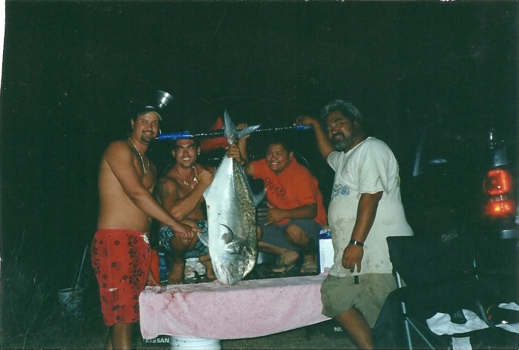 quadfathers ulua aukea 2010 UluaFishing1-14-99