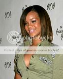 Rihanna Th_001971792