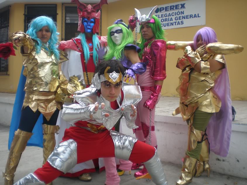 TUS COSPLAYS SaintSeiya