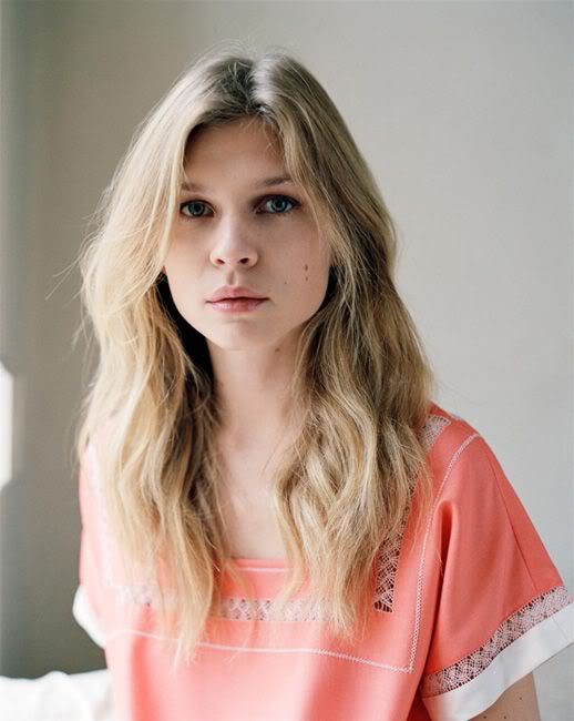 Clémence Poésy Resimler 2lxcn5i