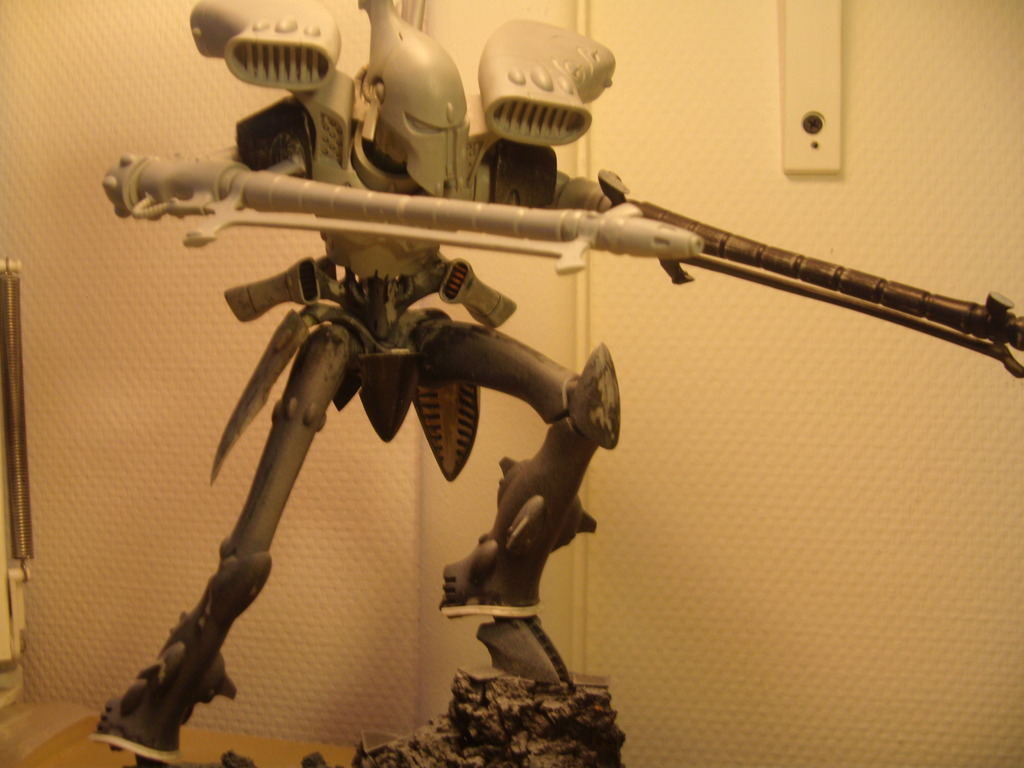 restoring my old beaten up eldar stuff (including revenant titan) GEDC0150