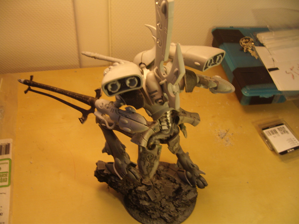 restoring my old beaten up eldar stuff (including revenant titan) GEDC0167