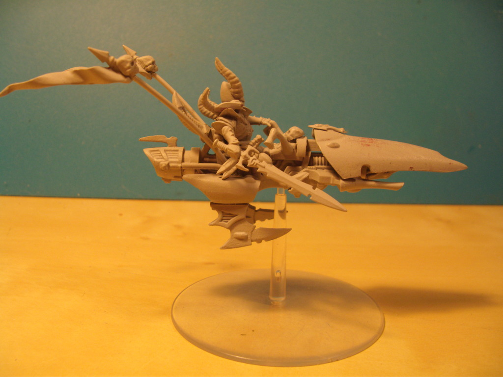 restoring my old beaten up eldar stuff (including revenant titan) GEDC0243