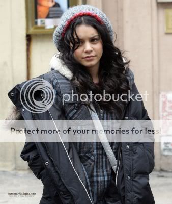 vanessa hudgens - Sayfa 3 Vanonset7