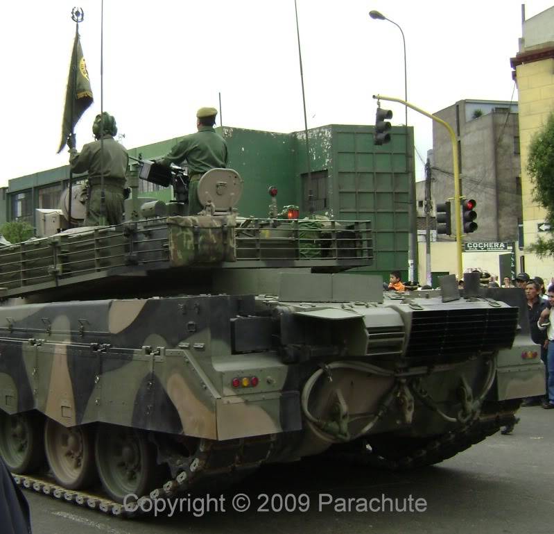 Peru comprara equipo militar de China y Brazil MBT-2000DSC074022