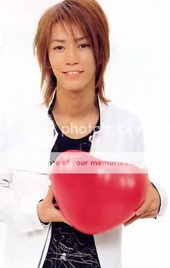 Bishos japonais ^________^ - Page 9 Blowupheart