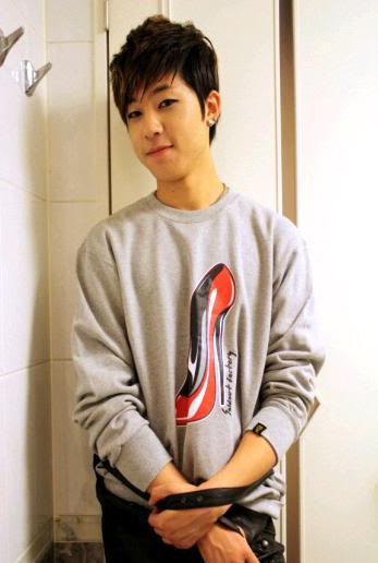 [PICS][11.11.10] CF SOLDOUT FACTORY endorsement 101111Changjo